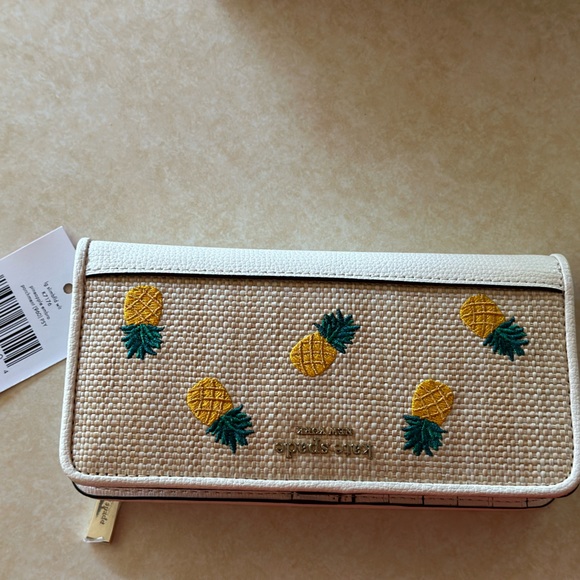 Kate Spade beautiful summer handbag/crossbody. With matching wallet. - Picture 2 of 7